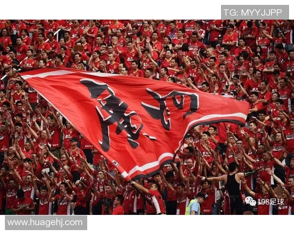 风云足球节目带你领略全球足球盛事精彩瞬间与幕后故事